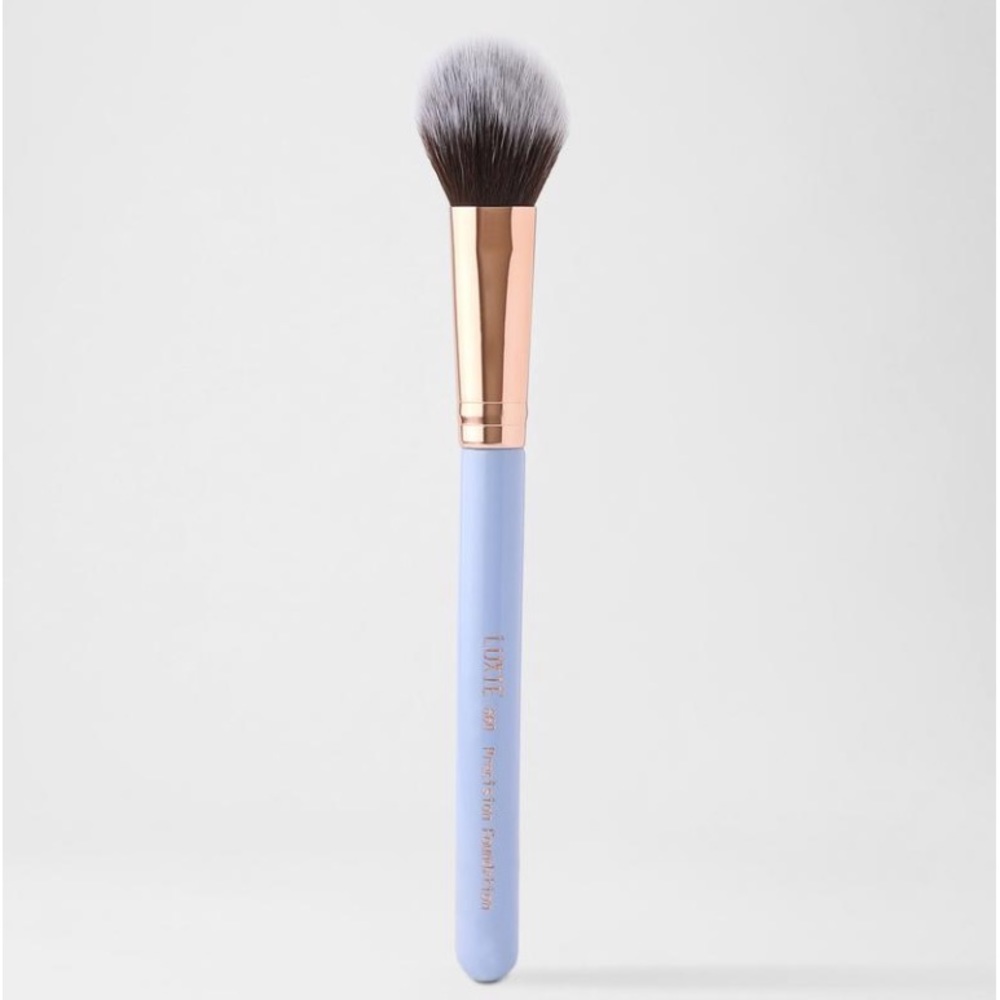NEW LUXIE 660 FOUNDATION BRUSH - DREAMCATCHER